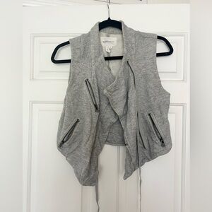 BCBGENERATION Cropped Vest